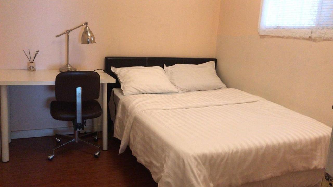 Family House In The City Center Appartement Richmond Buitenkant foto