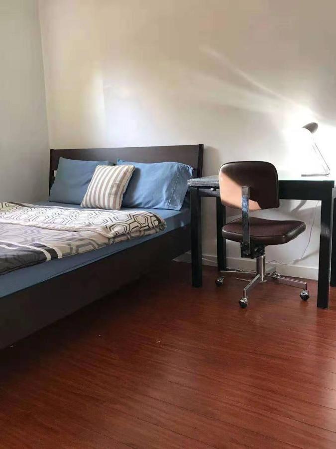 Family House In The City Center Appartement Richmond Buitenkant foto